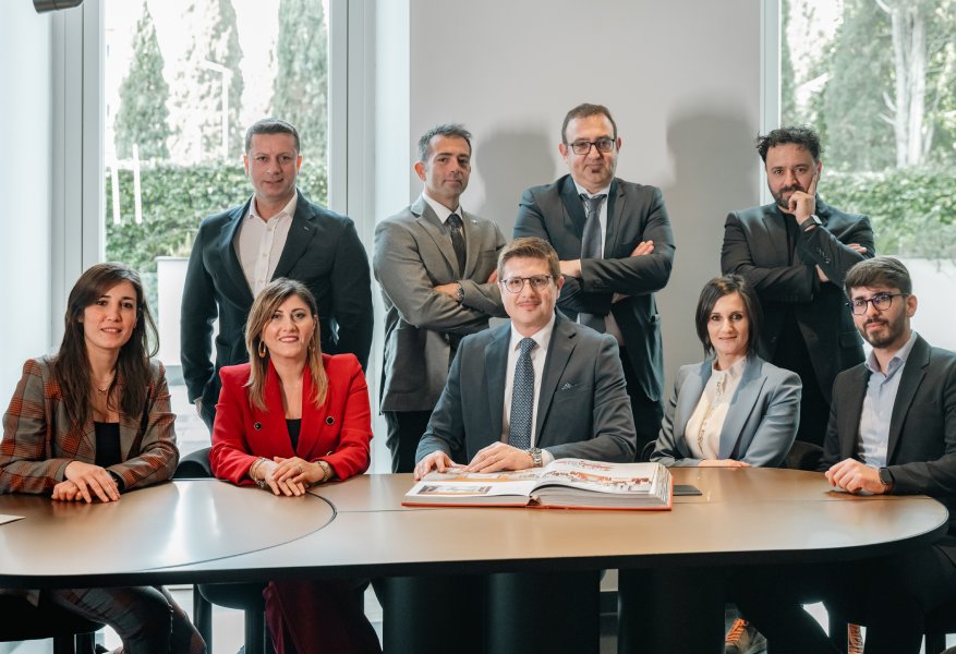 21 anni business experience 1146